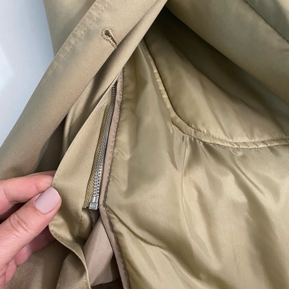 Signature Expressions Woman's Size 6P Trench Coat Tan Belted In/Out Lining Tan - Picture 11 of 16